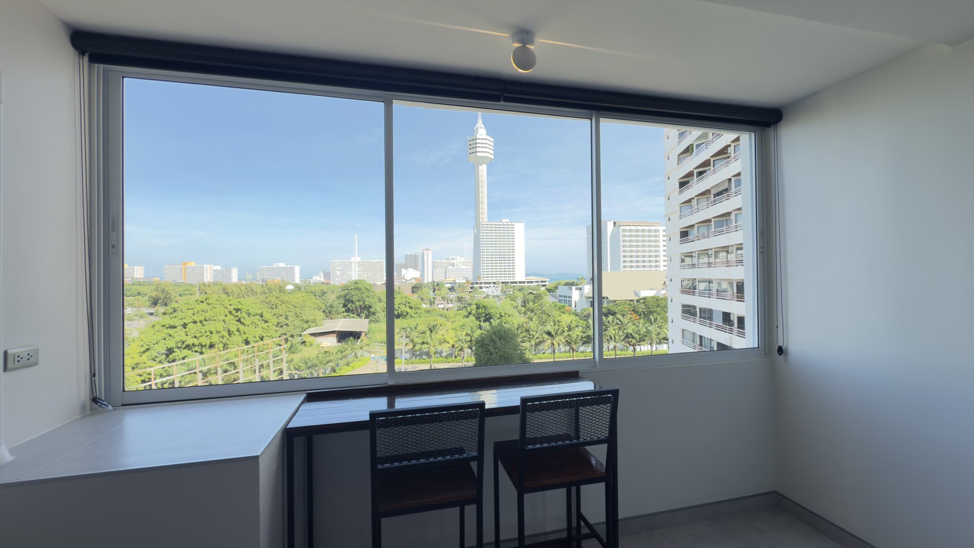 Sea-view studio Pratamnak